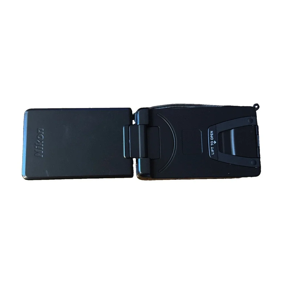 Nikon COOLPIX S6900 16MP Digital Camera Black Flip Screen Battery Case MINT